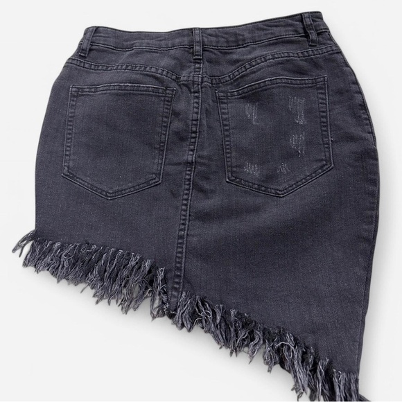 Revamped brand Black denim mini skirt with fringe detail #festivalvibes nwt - Picture 2 of 8